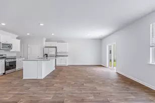 325 Sandy Run Dr, Columbia, SC 29203 - Photo 9