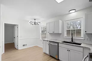 1127 Bayview Dr, Lugoff, SC 29078 - Photo 15