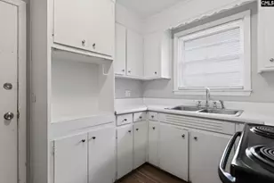 1720 Sandra Dr, Columbia, SC 29209 - Photo 11