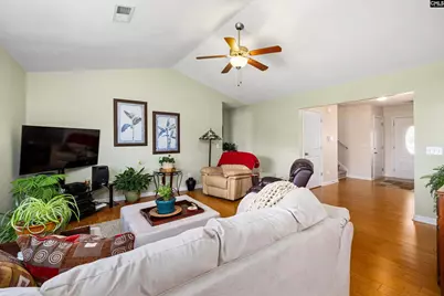 925 Farnsworth Drive, Hopkins, SC 29061 - Photo 15