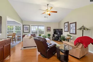 925 Farnsworth Dr, Hopkins, SC 29061 - Photo 13