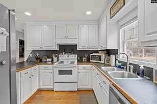 776 Wildwood Ln, Lugoff, SC 29078 - Photo 9