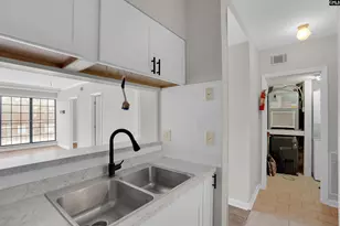 2009 Greene Street 414, Columbia, SC 29205 - Photo 3