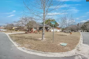 945 Brookfield Dr, West Columbia, SC 29172 - Photo 17