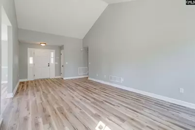 201 Pear Tree Circle, Hopkins, SC 29061 - Photo 7