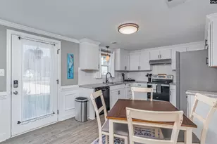 1818 Hallman St, West Columbia, SC 29169 - Photo 9