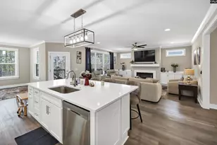 204 Sapphire Gem Ln, Elgin, SC 29045 - Photo 9