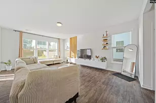 315 Savannah Wood Rd, Hopkins, SC 29061 - Photo 5