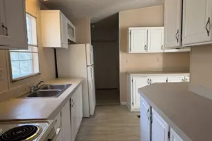 6726 E Peach Rd, Ridgeway, SC 29130 - Photo 7