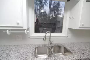 123 Valley Springs Rd, Columbia, SC 29223 - Photo 9