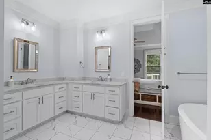 1901 Parrish Dr, Columbia, SC 29206 - Photo 17