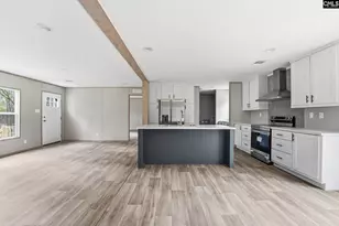 522 Watts Ln, Camden, SC 29020 - Photo 5