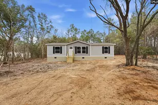 522 Watts Ln, Camden, SC 29020 - Photo 3