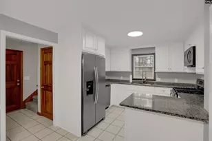 2810 Shampy St, West Columbia, SC 29170 - Photo 9