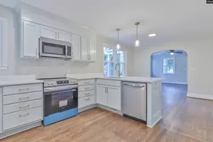 1740 Sunnyside Dr, Cayce, SC 29033 - Photo 13