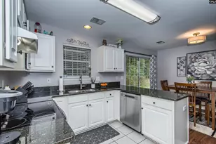 210 Pond Oak Ln, Columbia, SC 29212 - Photo 9