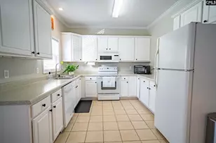 235 Forest Green Dr, Columbia, SC 29209 - Photo 15