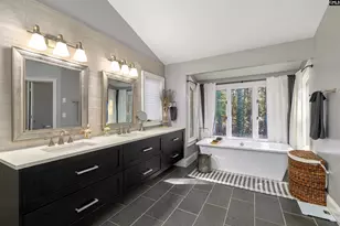 5911 Marthas Glen Rd, Columbia, SC 29209 - Photo 65