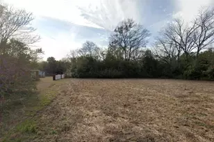 732 Olive St, Sumter, SC 29150 - Photo 1