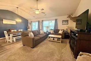 1335 Clemons Ln, Gilbert, SC 29054 - Photo 19