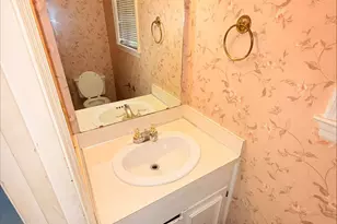 7901 Tradd St, Columbia, SC 29209 - Photo 13