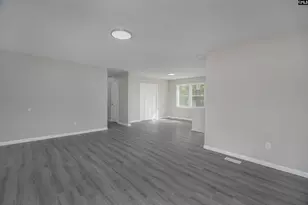 719 Camelia St, North, SC 29112 - Photo 5