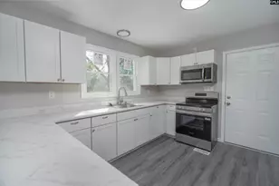 719 Camelia St, North, SC 29112 - Photo 9