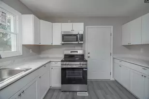 719 Camelia St, North, SC 29112 - Photo 11