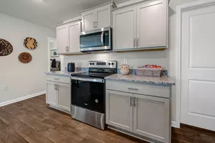 1041 Grand Oaks Dr, Columbia, SC 29203 - Photo 5