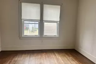 2014 Johnstone St, Newberry, SC 29108 - Photo 9