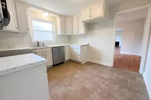 703 Savage St, Camden, SC 29020 - Photo 13