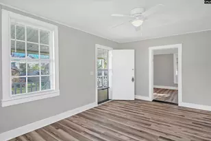 203 Augusta St, West Columbia, SC 29169 - Photo 5