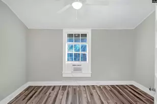 203 Augusta St, West Columbia, SC 29169 - Photo 23
