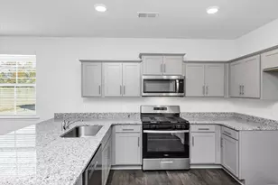 1021 Grand Oaks Dr, Columbia, SC 29203 - Photo 5