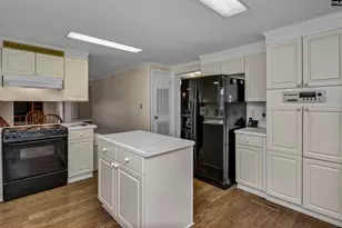 1383 Kingfisher Dr, Ridgeway, SC 29130 - Photo 37