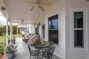 624 E Point Dr, Gilbert, SC 29054 - Photo 21