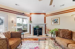 624 E Point Dr, Gilbert, SC 29054 - Photo 11