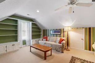 624 E Point Dr, Gilbert, SC 29054 - Photo 35