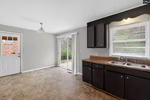 25 Dunlap Dr, Greenville, SC 29605 - Photo 13