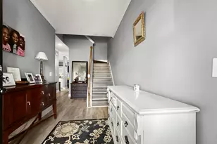 63 Garner Springs Ct 29209, Columbia, SC 29209 - Photo 3