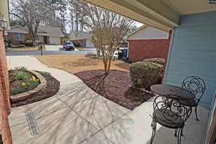 605 Ashwood Cir, West Columbia, SC 29169 - Photo 5