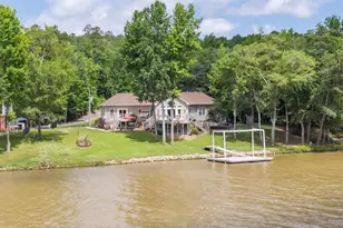 887 Living Waters Dr, Great Falls, SC 29055 - Photo 3