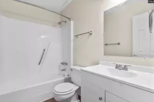 80 N Lake Pointe Dr, Columbia, SC 29229 - Photo 23