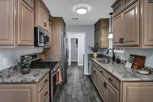 129 Montclaire Cir, West Columbia, SC 29170 - Photo 3