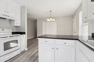 430 Veterans Rd, Columbia, SC 29209 - Photo 15