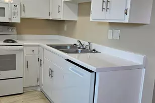 1100 Skyland Dr R-5, Columbia, SC 29210 - Photo 9