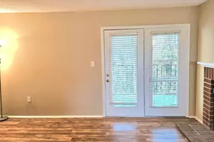 1100 Skyland Dr R-5, Columbia, SC 29210 - Photo 3