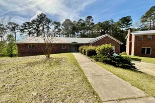 330 Canada Dr, Camden, SC 29020 - Photo 3