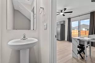 532 Edgetree Dr, Hopkins, SC 29061 - Photo 17