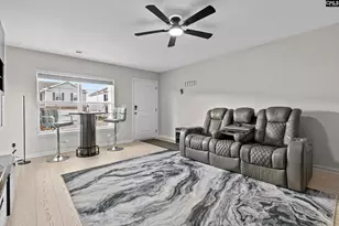 532 Edgetree Dr, Hopkins, SC 29061 - Photo 5